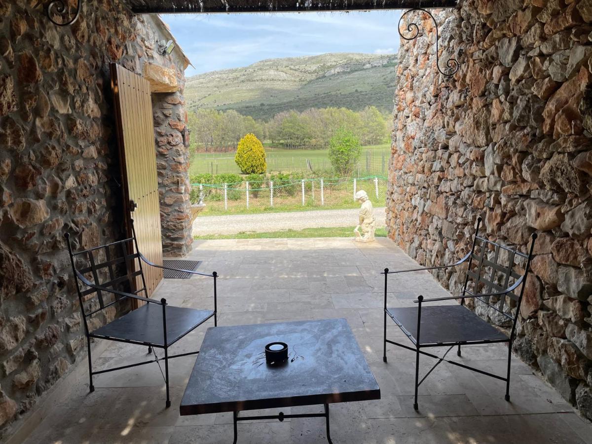 Domaine De Majastre Bed & Breakfast Bauduen Exterior photo