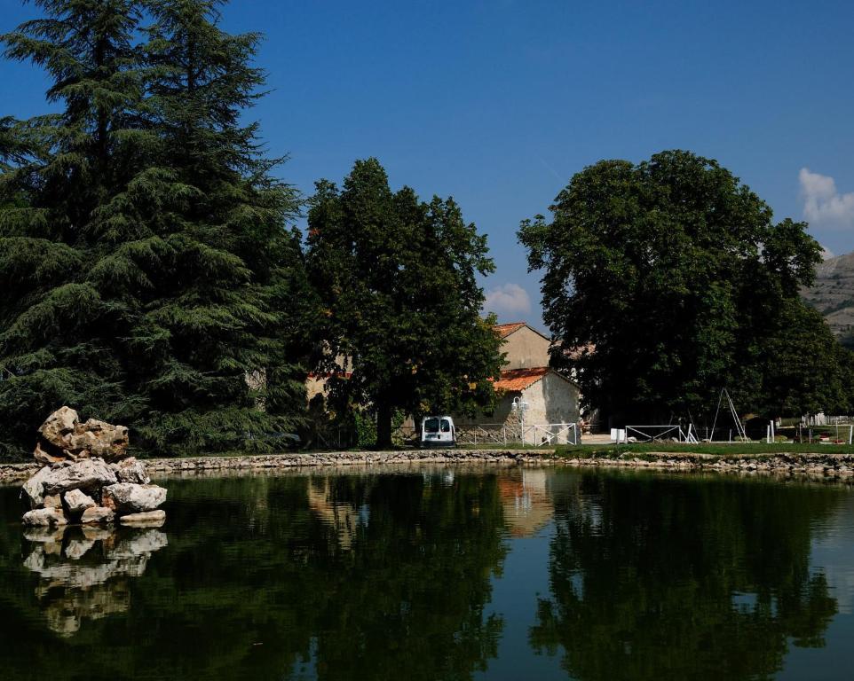 Domaine De Majastre Bed & Breakfast Bauduen Exterior photo